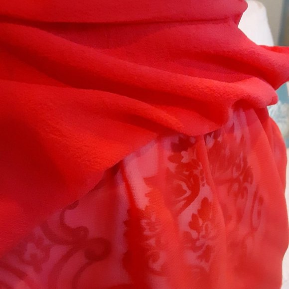 bebe lipstick red beaded front peplum top - Picture 6 of 9